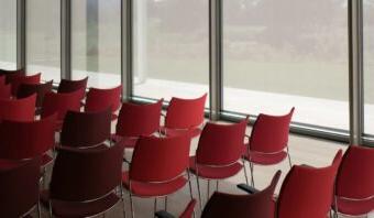 christian-fregnan-339342 - Meeting room red chairs